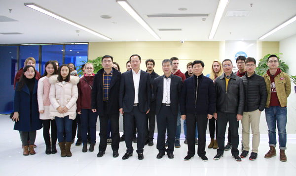 20161229120808_19049